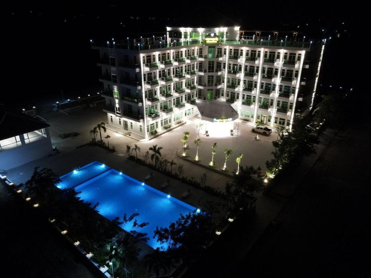 Sangkahak Mith Hotel Kep Exteriér fotografie