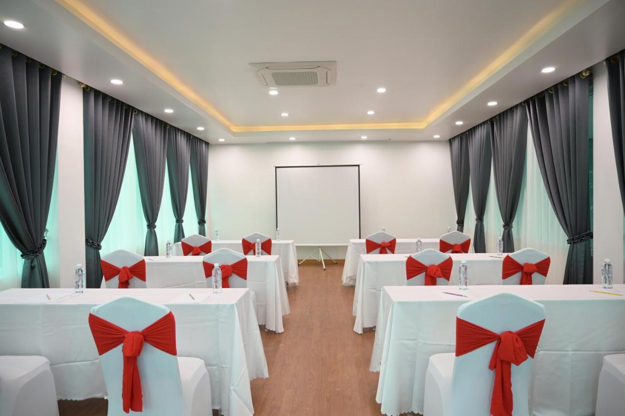 Sangkahak Mith Hotel Kep Exteriér fotografie