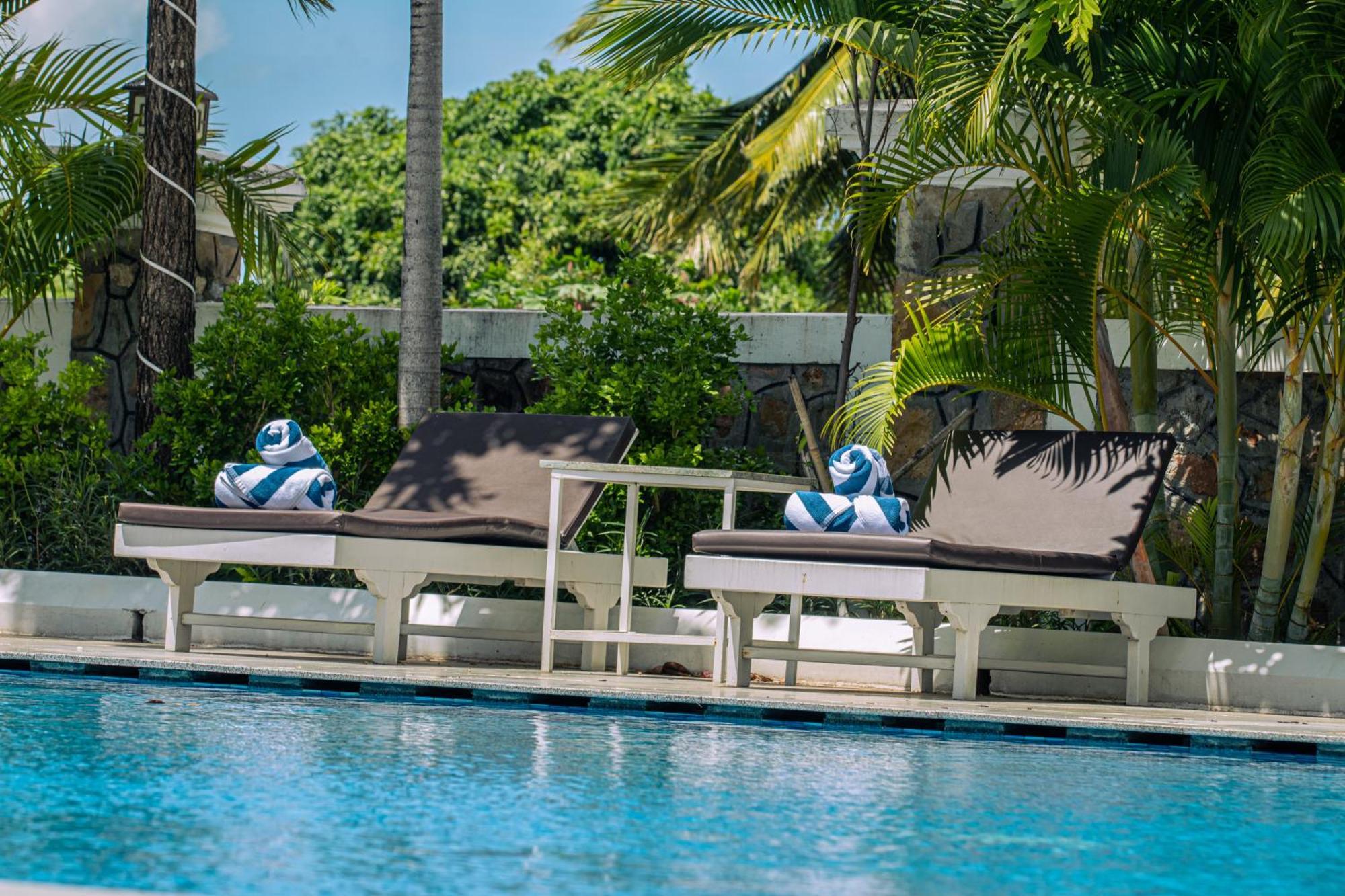 Sangkahak Mith Hotel Kep Exteriér fotografie