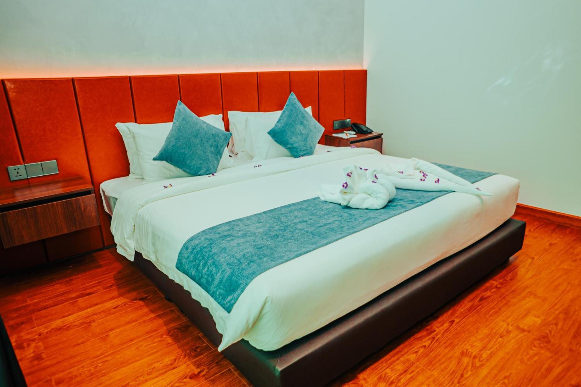 Sangkahak Mith Hotel Kep Exteriér fotografie