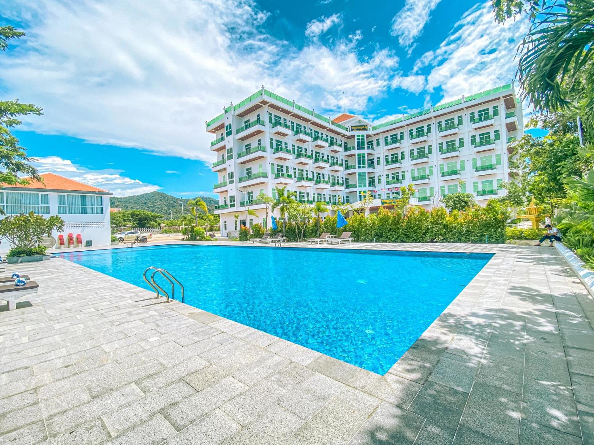 Sangkahak Mith Hotel Kep Exteriér fotografie