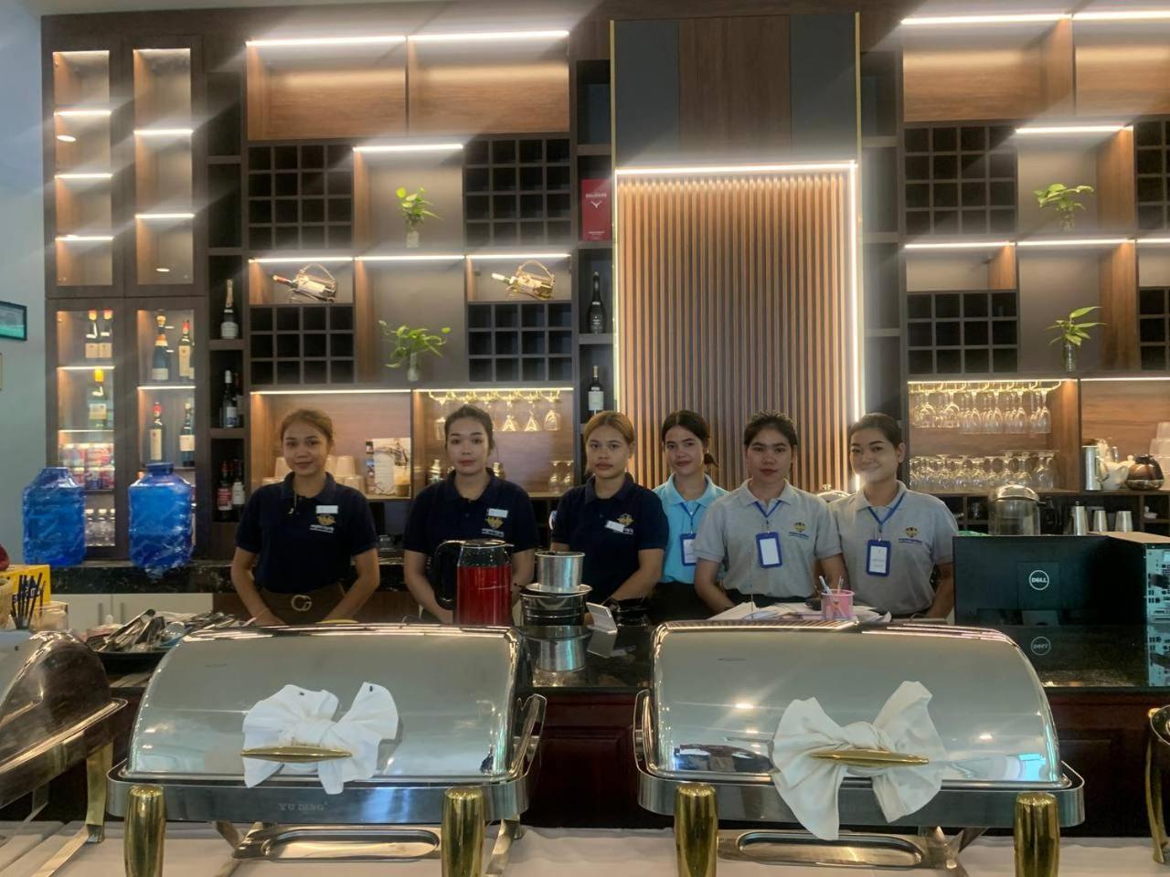Sangkahak Mith Hotel Kep Exteriér fotografie